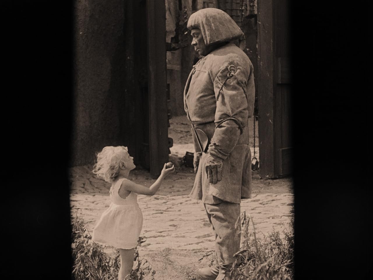 The Golem (1920)